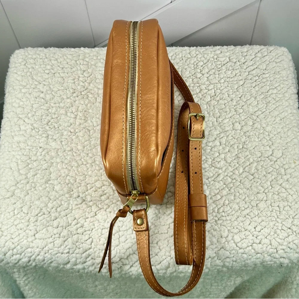 Genuine authentic “Portland Leather” camera style Crossbody bag - Picture 7 of 11